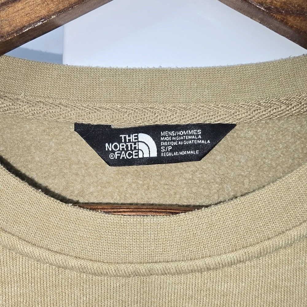 The North Face Crewneck Sweatshirt‎ Mens Small Beige Pullover Logo Casual